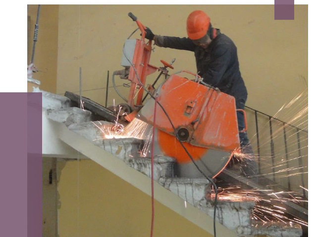 Демонтаж бетонных лестниц в Ярославле от 4621 руб. за м2 | ПРОЛЁТ-Рсл