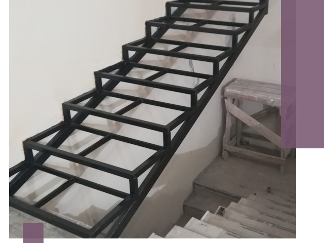 Демонтаж лестниц на металлокаркасе в Ярославле: быстрый вывоз и разбор