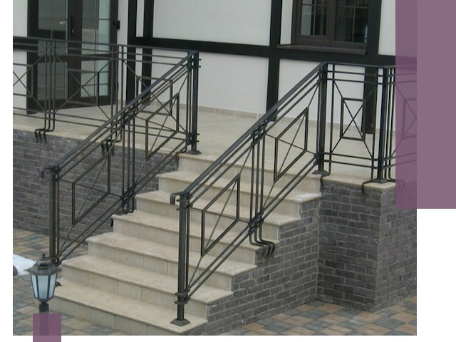 Перила для крыльца в Ярославле — монтаж, изготовление и установка