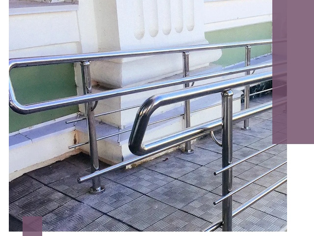 Ограждения пандусов из металла и нержавейки в Ярославле