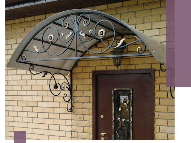 Изготовление козырьков из металла под ключ в Ярославле