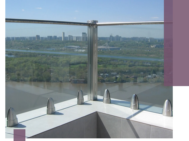 Стеклянные парапеты премиум класса в Ярославле для домов и бизнесов